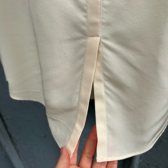 Akris Punto Sleeveless Silk Blouse, size 6 - Picture 8 of 12